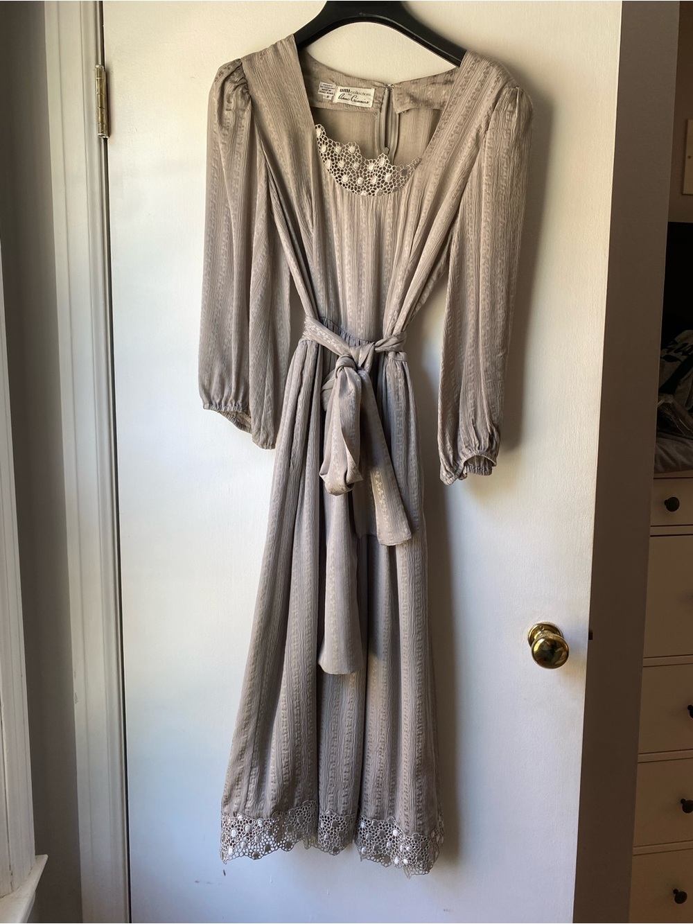 100% Silk Vintage Anne Crimmons Umi Collection-original owner